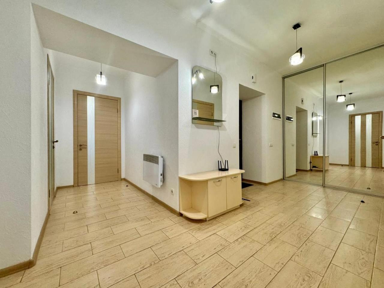 Apartpoltava Стильні Білосніжні Апартаменти, 2-Окремі Кімнати , Документи Для Відрядження , Банківський Чек Buitenkant foto